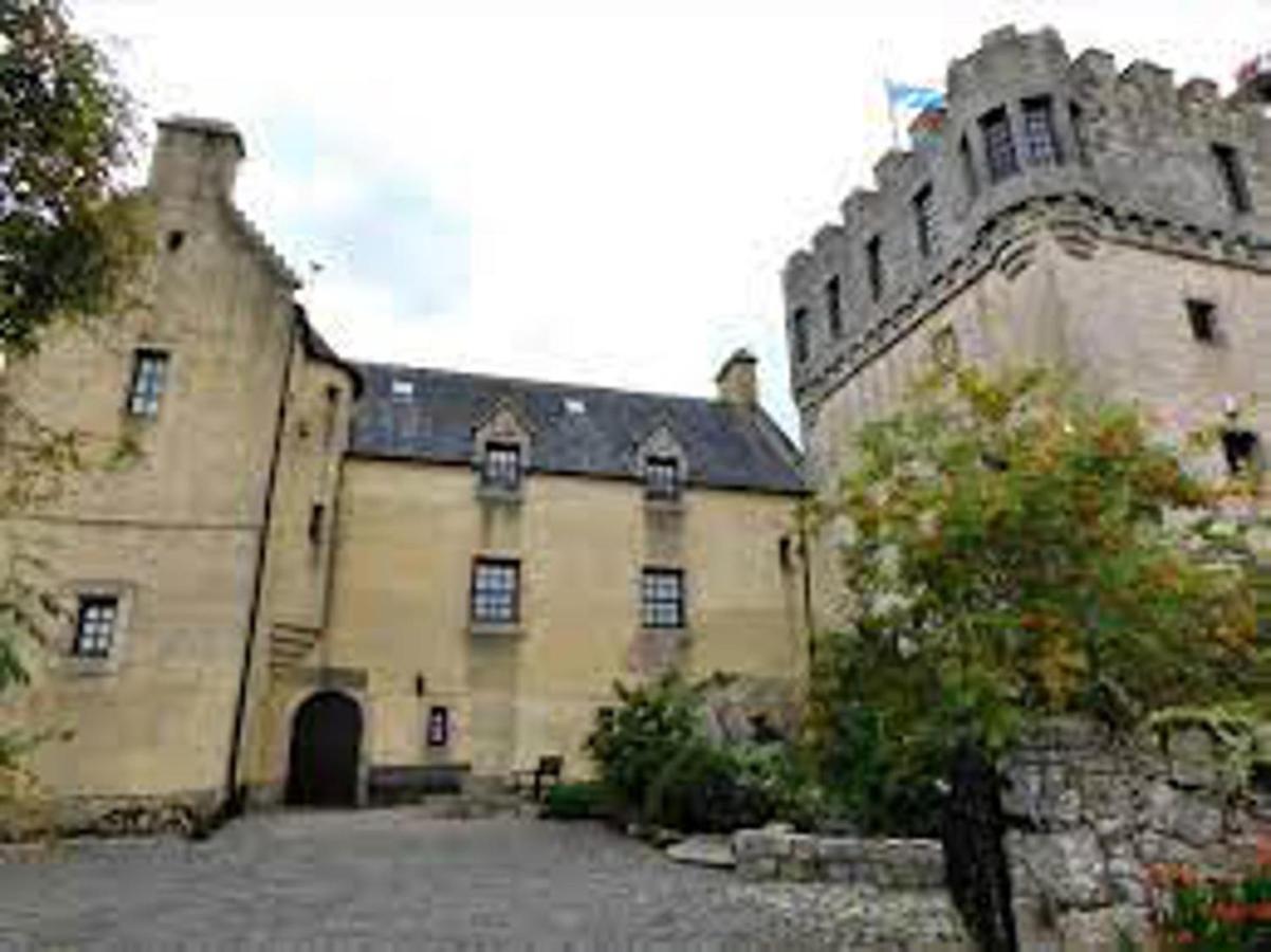 The Manor At Plane Castle Villa Falkirk Exterior photo
