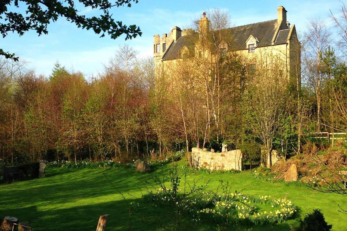 The Manor At Plane Castle Villa Falkirk Exterior photo